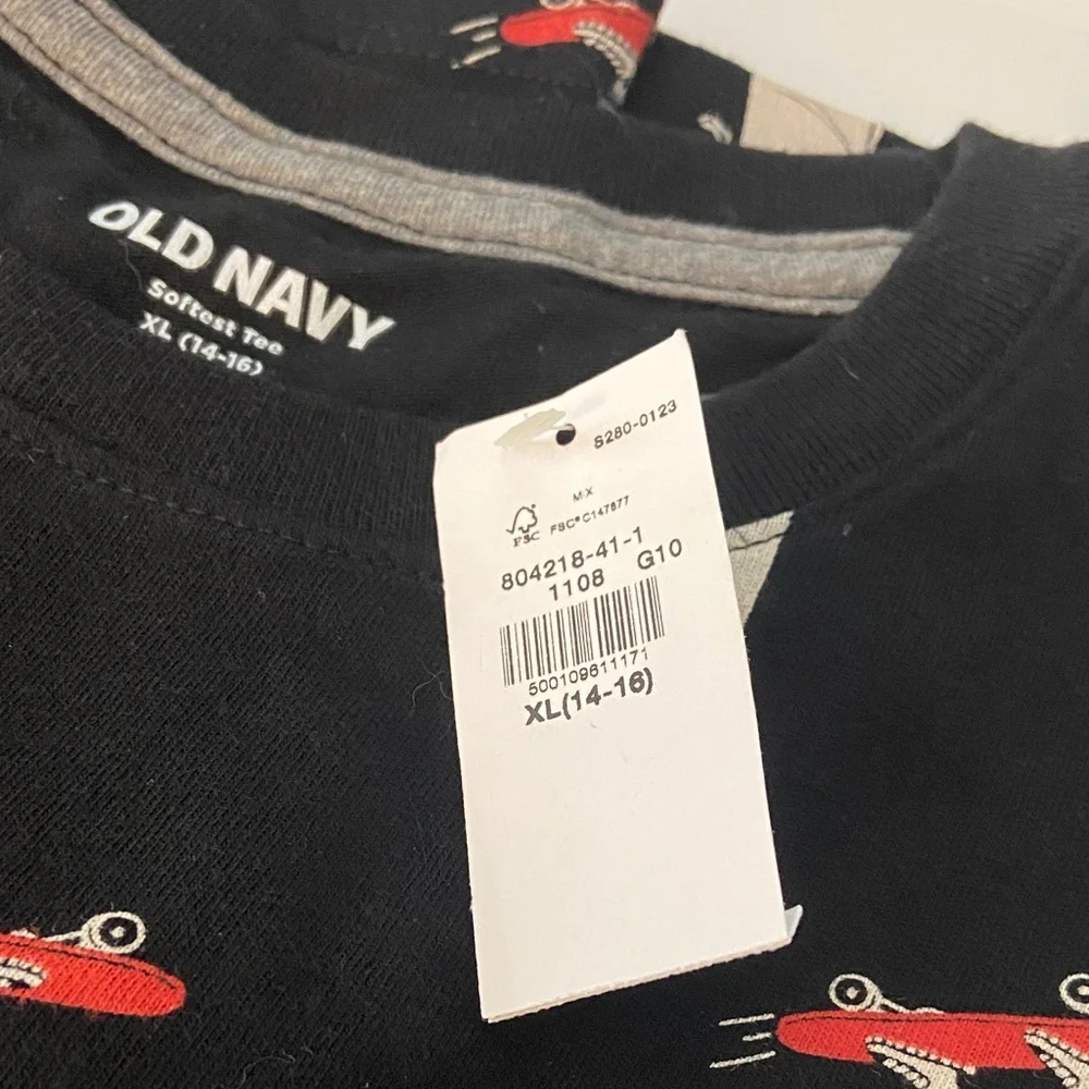 Old Navy Black Tee with Red & Cream Skateboarding Ghosts XL (14-16)